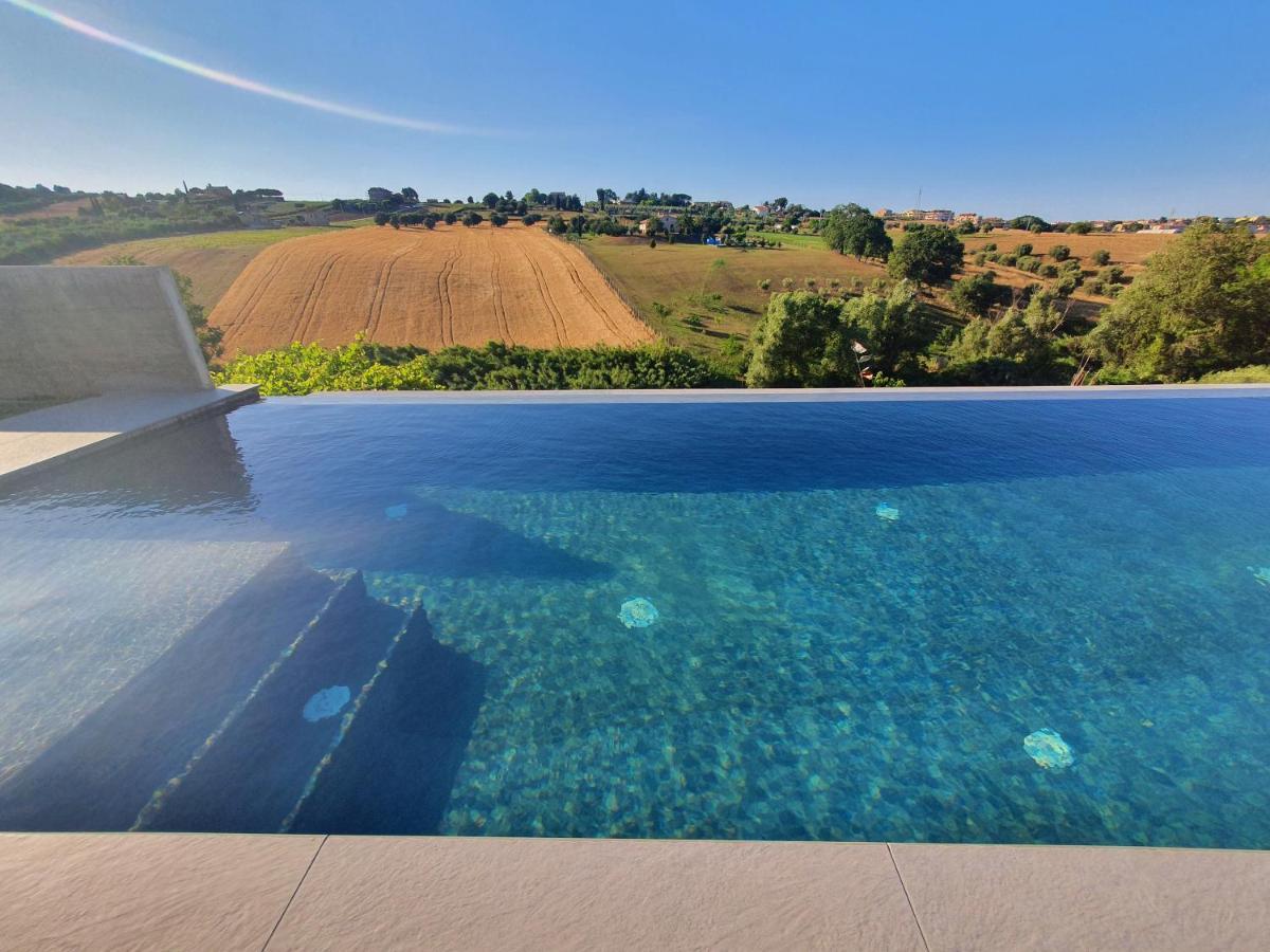 Casa Lunaria B&B Porto SantʼElpidio Eksteriør billede