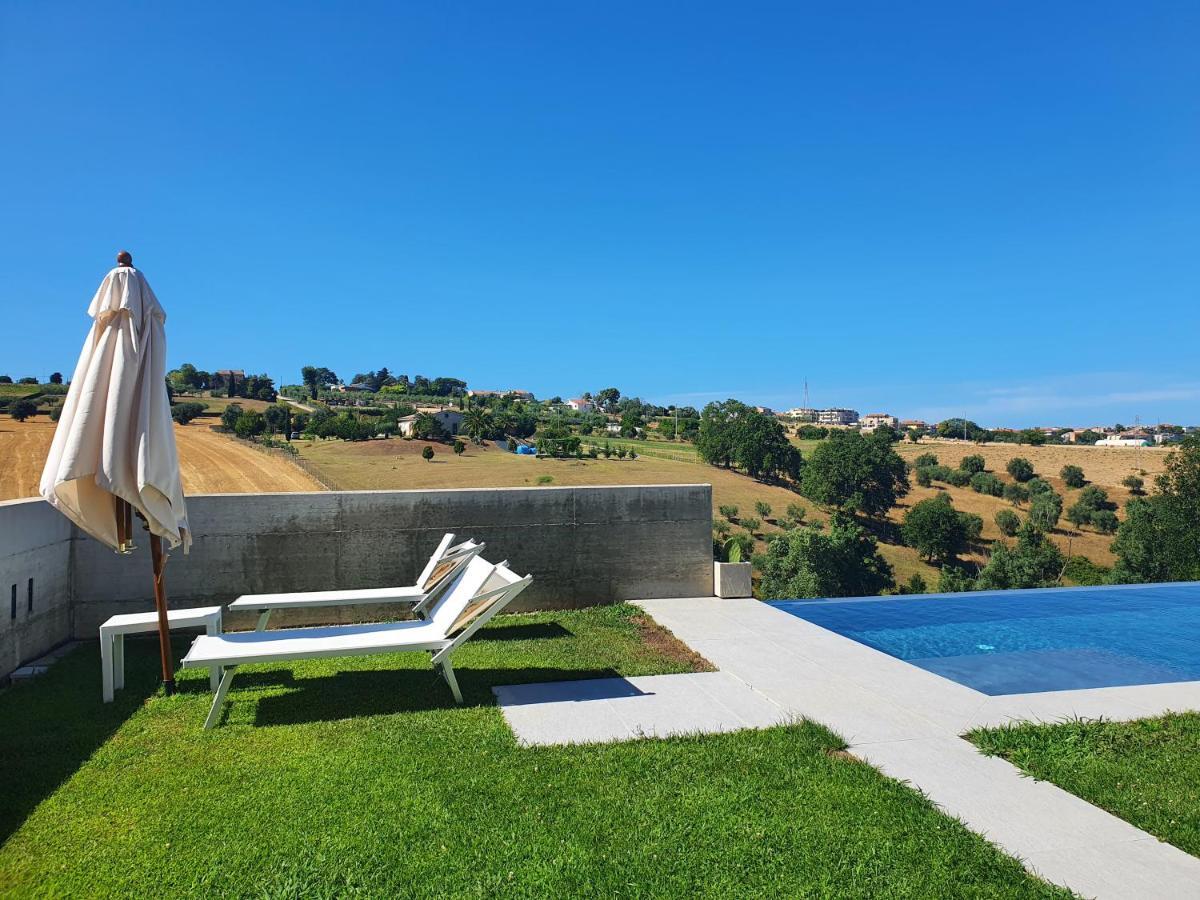 Casa Lunaria B&B Porto SantʼElpidio Eksteriør billede